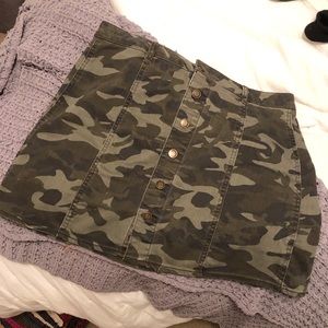 Camp skirt